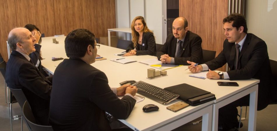 Parceria com CNM vai desenvolver cartilha orientativa para gestores