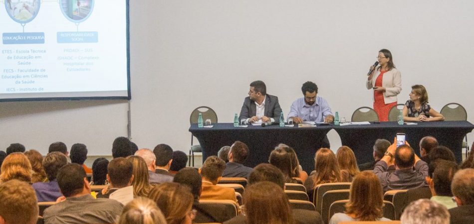 Parcerias firmadas pelo Conasems irão promover cursos para mais de dezoito mil trabalhadores do SUS