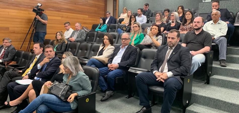 Palestra Comissão de Saúde – ALESC – Dra Sheyla Honsani