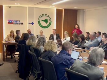 COSEMS/SC participa do Congresso de Municípios, Associações e Consórcios de Santa Catarina