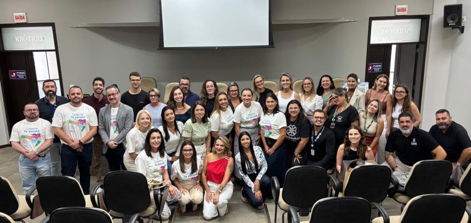 COSEMS/SC leva projeto “Cosems te Escuta” à Foz do Rio Itajaí e reforça diálogo com gestores da região