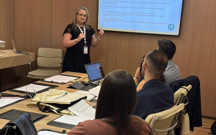 Secretaria de Saúde de Joaçaba participa de Congresso Internacional e conquista premiação com projeto inovador
